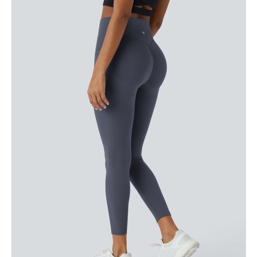 HALARA ultrasculpt scrunch butt leggings